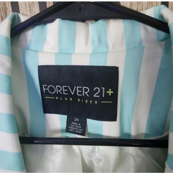 🍂🍁Forever 21 crop jacket 2x cute spring/ summer - Picture 5 of 5